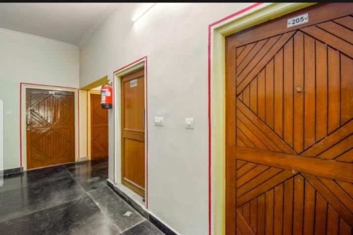 Hotel Singhasan House Джайпур Екстериор снимка