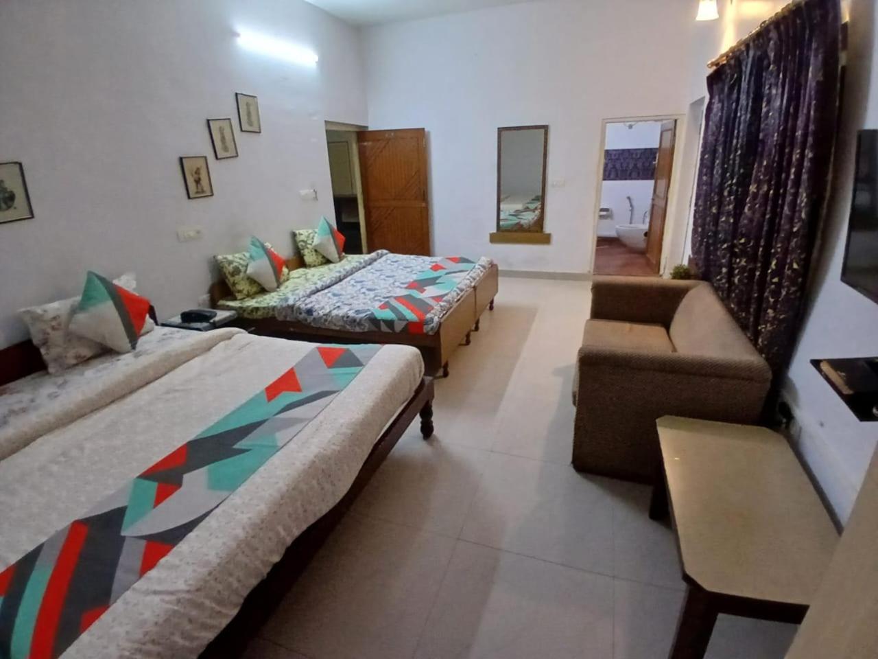 Hotel Singhasan House Джайпур Екстериор снимка