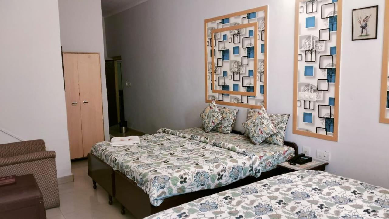 Hotel Singhasan House Джайпур Екстериор снимка